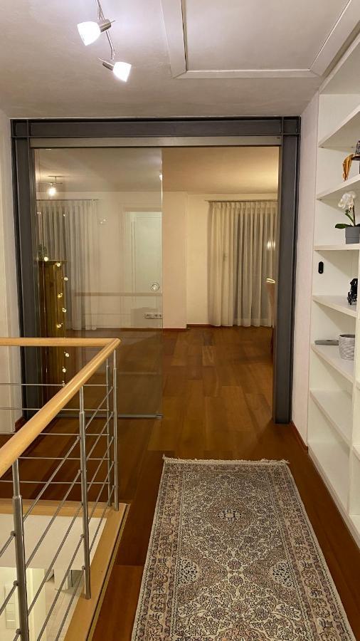 Fewo Luxus Wohnung Im Eigenen Ferienhaus, 120 Qm, Naehe Regensburg Mit Balkon, Terrasse & Garten, Gute Zuganbindung Laber Eksteriør bilde