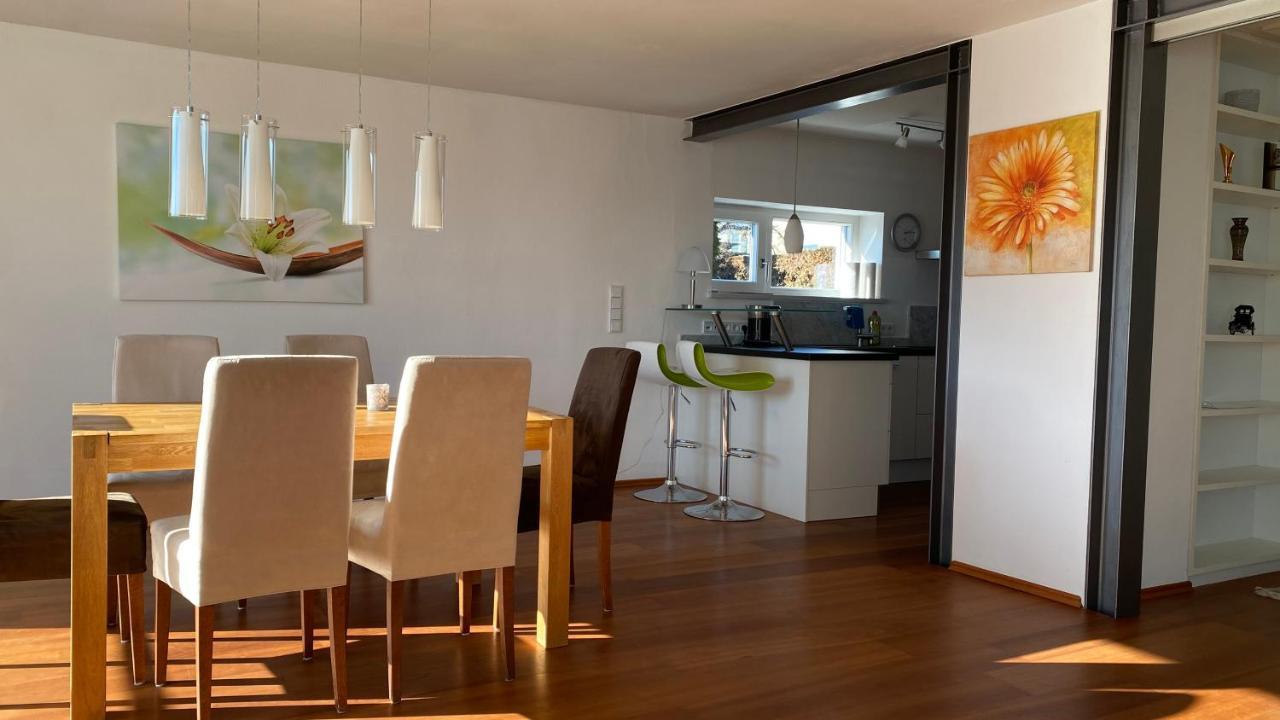 Fewo Luxus Wohnung Im Eigenen Ferienhaus, 120 Qm, Naehe Regensburg Mit Balkon, Terrasse & Garten, Gute Zuganbindung Laber Eksteriør bilde