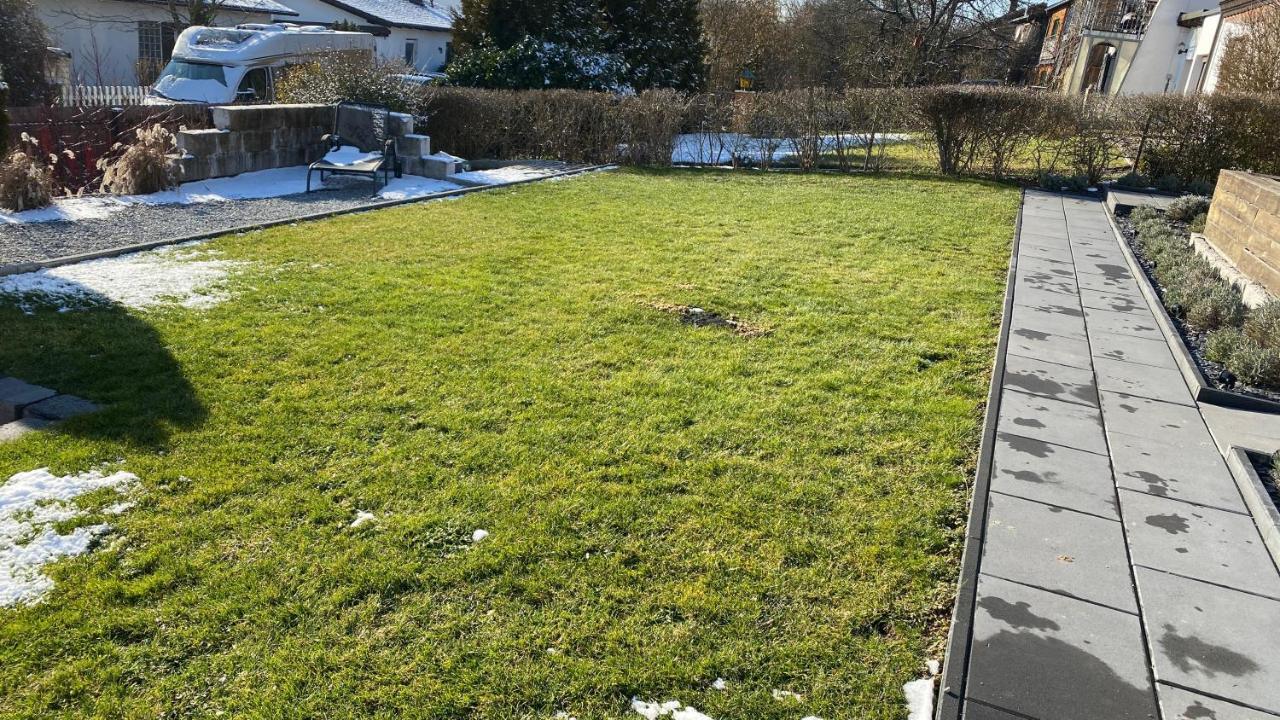 Fewo Luxus Wohnung Im Eigenen Ferienhaus, 120 Qm, Naehe Regensburg Mit Balkon, Terrasse & Garten, Gute Zuganbindung Laber Eksteriør bilde